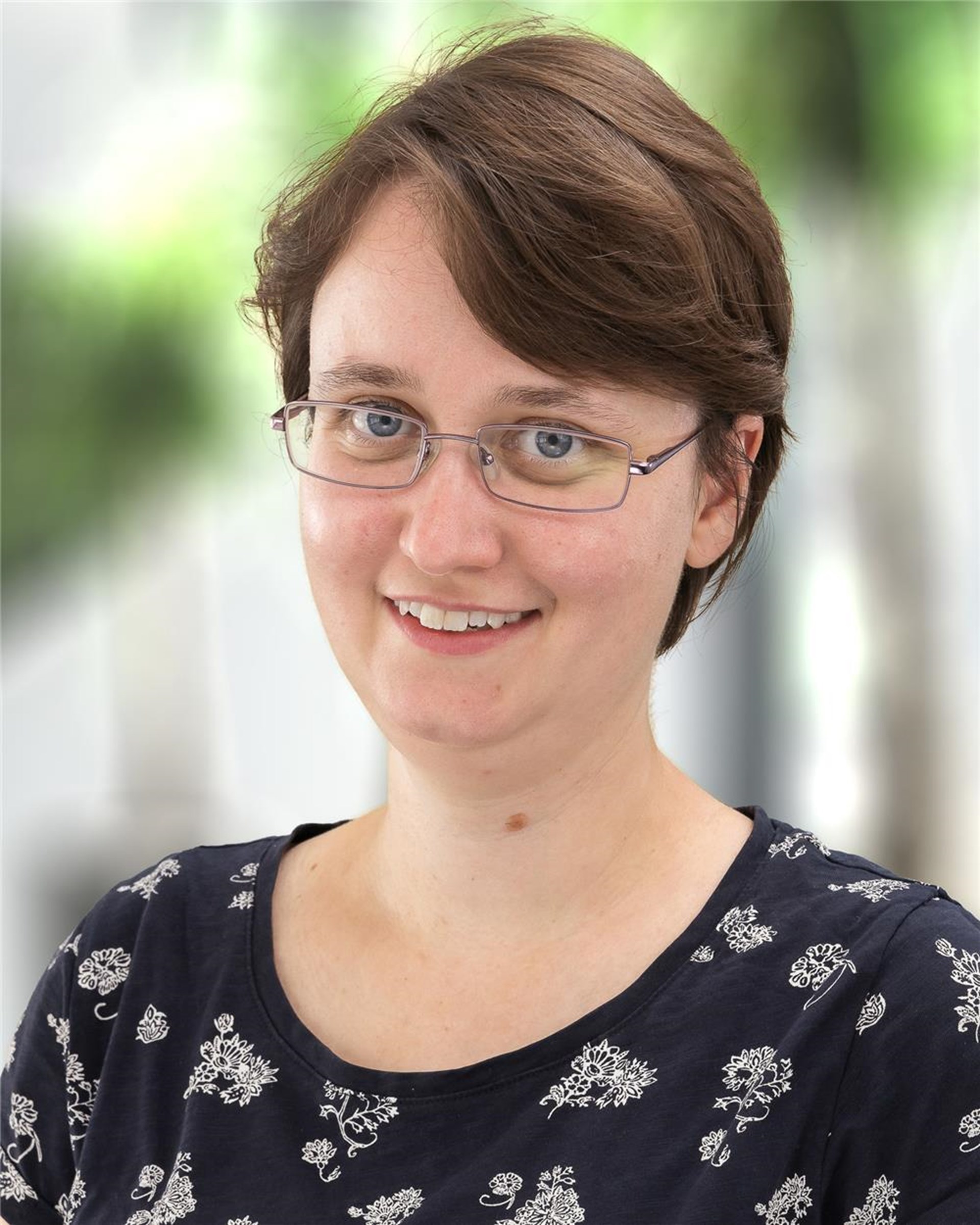 Portraitfoto von Carolin Enenkel